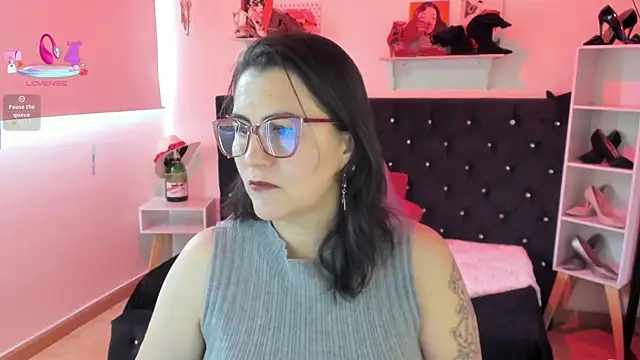 D Martii online show from 7, 10, 2025