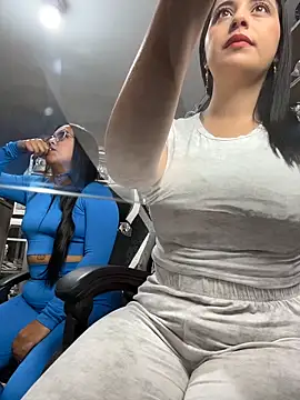 Snapshot of GiaDuque chatting on 10, 2, 2026 GiaDuque online show from 10, 2, 2026