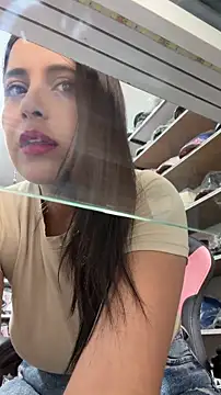 Snapshot of GiaDuque chatting on 15, 4, 2026 GiaDuque online show from 15, 4, 2026