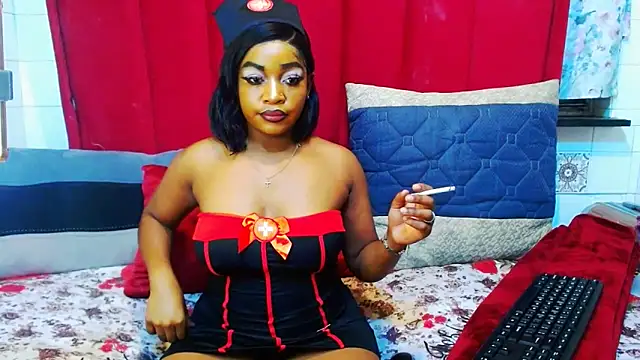 Snapshot of SultryCocoBabe chatting on 12, 10, 2025 SultryCocoBabe online show from 12, 10, 2025