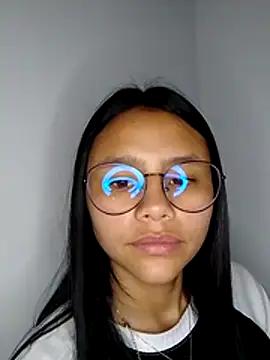 Snapshot of SofieLove_01 chatting on 12, 2, 2026 SofieLove 01 online show from 12, 2, 2026