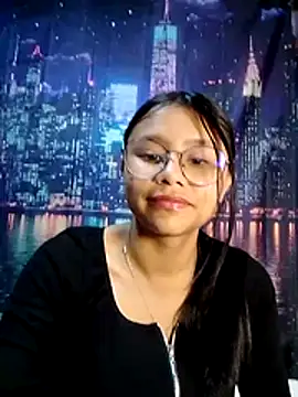 Snapshot of SofieLove_01 chatting on 5, 3, 2026 SofieLove 01 online show from 5, 3, 2026