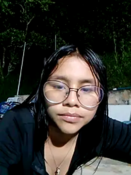 Snapshot of SofieLove_01 chatting on 7, 3, 2026 SofieLove 01 online show from 7, 3, 2026