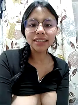 Snapshot of SofieLove_01 chatting on 13, 3, 2026 SofieLove 01 online show from 13, 3, 2026