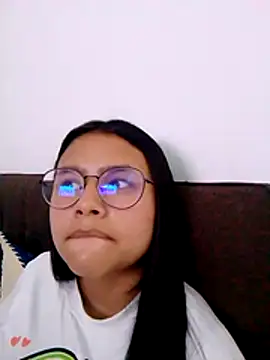 Snapshot of SofieLove_01 chatting on 15, 3, 2026 SofieLove 01 online show from 15, 3, 2026