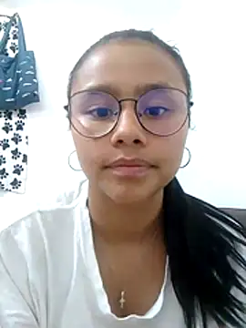 Snapshot of SofieLove_01 chatting on 21, 3, 2026 SofieLove 01 online show from 21, 3, 2026