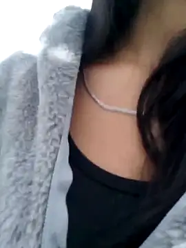 Snapshot of SofieLove_01 chatting on 29, 3, 2026 SofieLove 01 online show from 29, 3, 2026