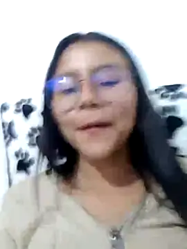 Snapshot of SofieLove_01 chatting on 8, 4, 2026 SofieLove 01 online show from 8, 4, 2026