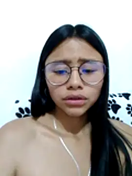 Snapshot of SofieLove_01 chatting on 11, 4, 2026 SofieLove 01 online show from 11, 4, 2026