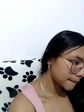 Snapshot of SofieLove_01 chatting on 12, 4, 2026 SofieLove 01 online show from 12, 4, 2026