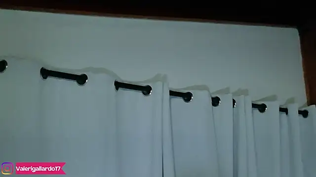 ValeriGallardo17 online show from 14, 11, 2025