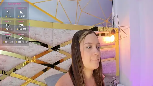 mariana jhones  online show from 23, 9, 2025