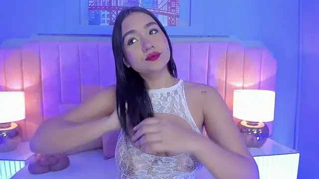 Snapshot of noa_moon chatting on 10, 10, 2025 noa moon online show from 10, 10, 2025