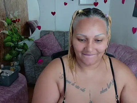 laleska montenegro online show from 5, 2, 2026