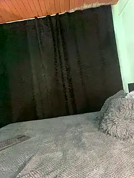 Snapshot of EVAH_LEE_ chatting on 20, 10, 2025 EVAH LEE online show from 20, 10, 2025