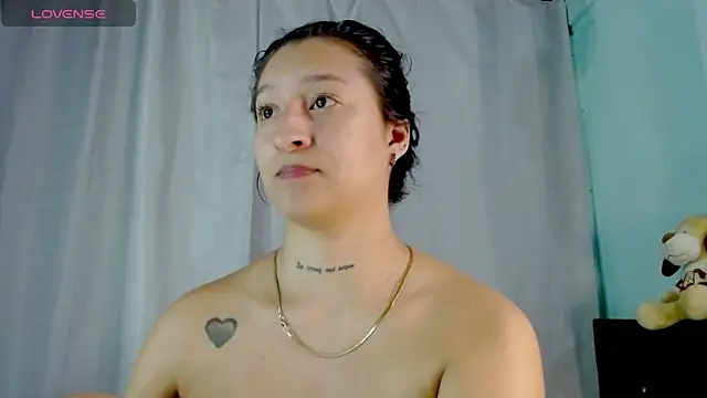 Snapshot of EVAH_LEE_ chatting on 14, 1, 2026 EVAH LEE online show from 14, 1, 2026