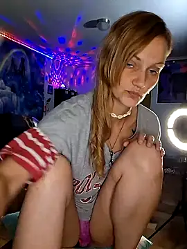 PeachyAriel online show from 4, 6, 2026