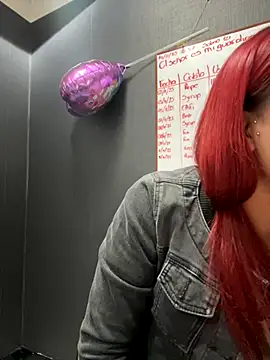 JuliethaDemon  online show from 17, 11, 2025