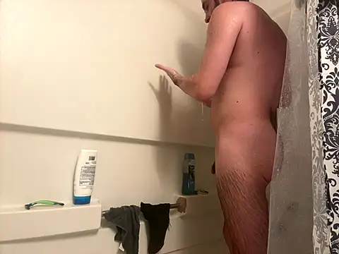 Snapshot of straightguy2233 chatting on 18, 9, 2025 straightguy2233 online show from 18, 9, 2025