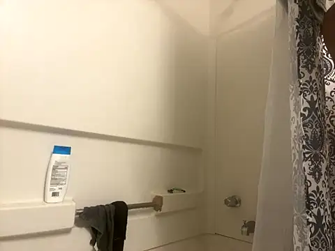 Snapshot of straightguy2233 chatting on 4, 10, 2025 straightguy2233 online show from 4, 10, 2025