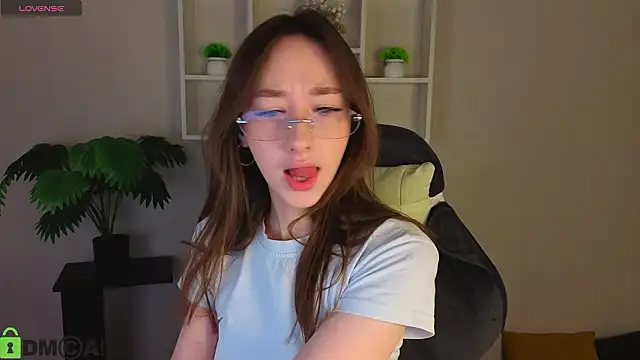 Snapshot of Miche1le_Allenne chatting on 26, 2, 2026 Miche1le Allenne online show from 26, 2, 2026