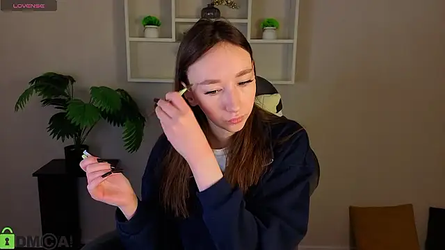 Snapshot of Miche1le_Allenne chatting on 1, 3, 2026 Miche1le Allenne online show from 1, 3, 2026