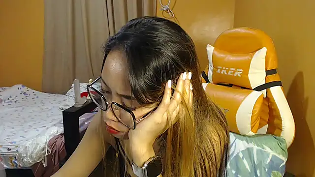 your hornyapril online show from 18, 10, 2025