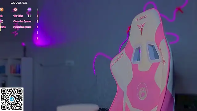 Sophie SkyAngel online show from 28, 3, 2026