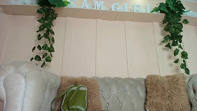 Snapshot of lorena_rubio chatting on 19, 10, 2025 lorena rubio online show from 19, 10, 2025