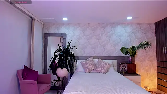 Alaiaguerra online show from 14, 5, 2026