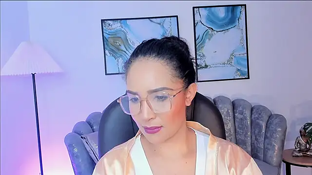 Snapshot of Sharon_breezee chatting on 26, 10, 2025 Sharon breezee online show from 26, 10, 2025