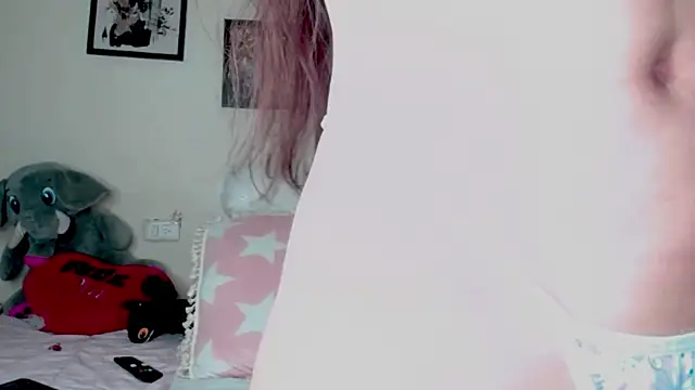 AmyRoux21 online show from 10, 10, 2025