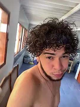 enzo vittale03  online show from 7, 2, 2026