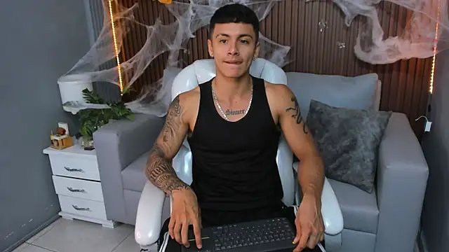 Leo santoro online show from 24, 10, 2025