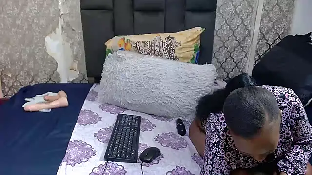 Snapshot of SexyKiarah chatting on 14, 12, 2025 SexyKiarah online show from 14, 12, 2025