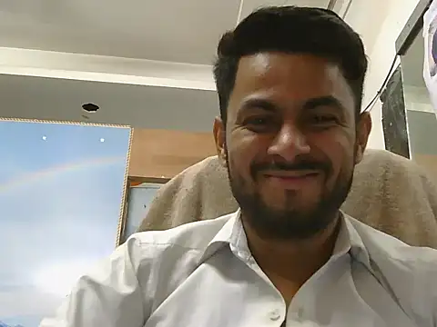ursdreamperson online show from 28, 4, 2026