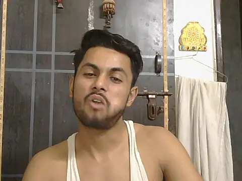 ursdreamperson online show from 13, 5, 2026