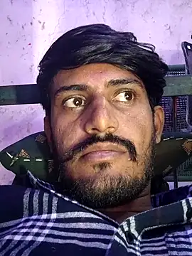 Snapshot of krishjaat43 chatting on 24, 10, 2025 krishjaat43 online show from 24, 10, 2025