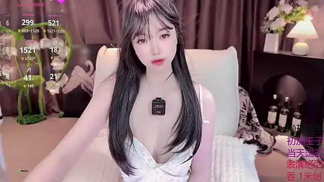 Yaievan0-0 online show from 13, 10, 2025