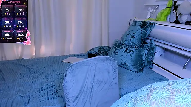 Snapshot of WifeyXRated chatting on 1, 4, 2026 WifeyXRated online show from 1, 4, 2026