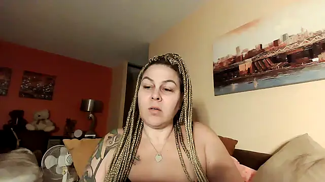 Snapshot of number1slut chatting on 24, 12, 2024 number1slut online show from 24, 12, 2024