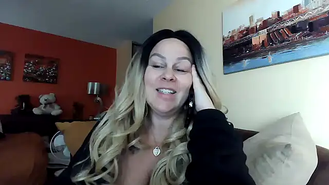 Snapshot of number1slut chatting on 6, 1, 2025 number1slut online show from 6, 1, 2025