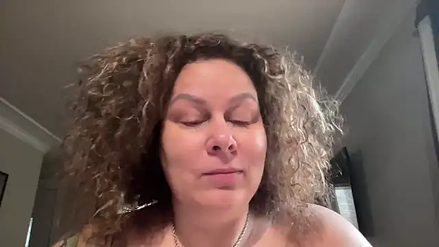 Snapshot of number1slut chatting on 23, 9, 2025 number1slut online show from 23, 9, 2025