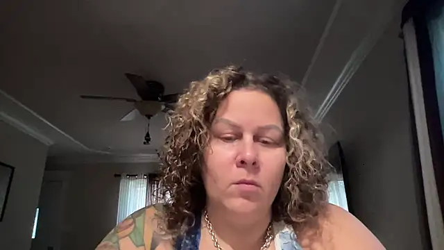 Snapshot of number1slut chatting on 29, 10, 2025 number1slut online show from 29, 10, 2025