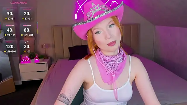 Snapshot of Anna_Patterson chatting on 13, 4, 2026 Anna Patterson online show from 13, 4, 2026