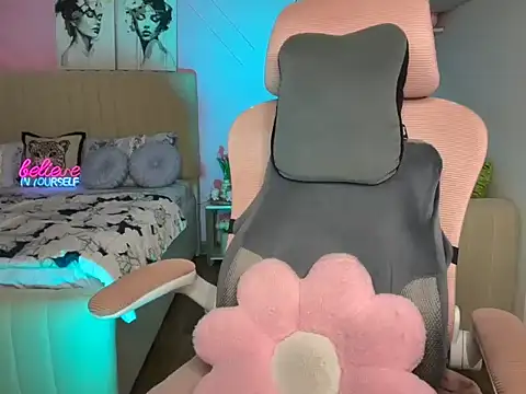 Hot vibes143 online show from 29, 9, 2025