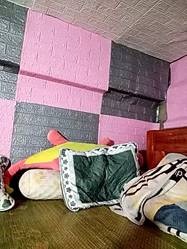 Snapshot of Old_girl chatting on 29, 9, 2025 Old girl online show from 29, 9, 2025