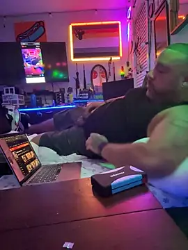 Snapshot of TheGreenEyedBear chatting on 28, 9, 2025 TheGreenEyedBear online show from 28, 9, 2025