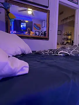 TheGreenEyedBear online show from 4, 2, 2026