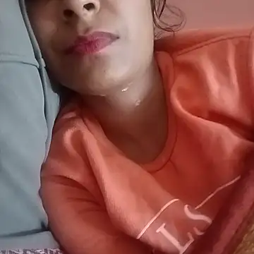 tamanna-hot online show from 18, 11, 2025